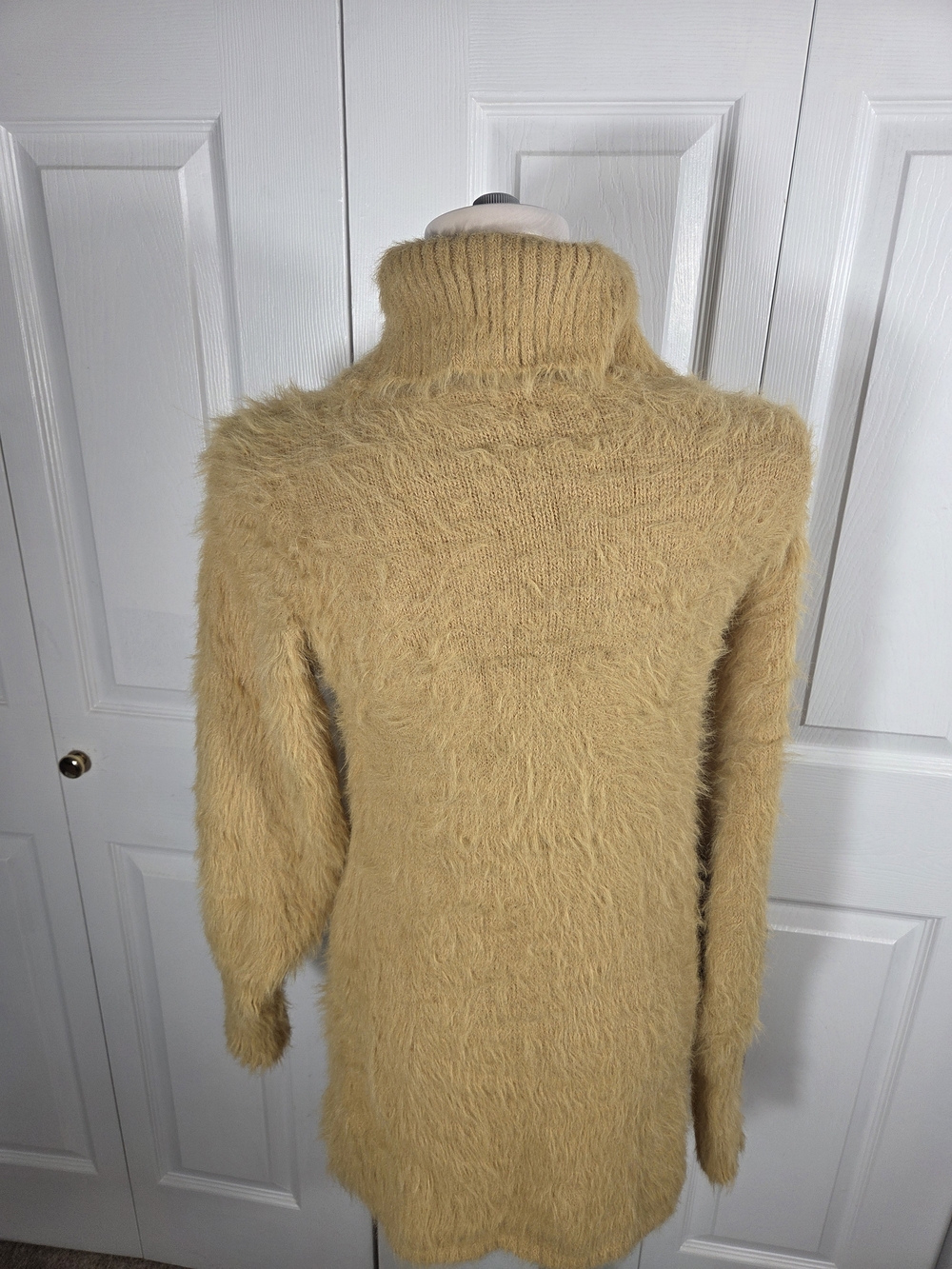 Free People Mustard Eyelash Knit Turtleneck Sweater Women’s Small Petite Cozy - Picture 4 of 9